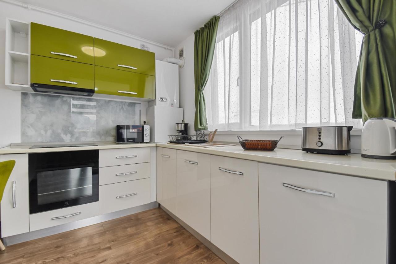 Modern In New Building With Panoramic View Apartment Brasov Exterior photo